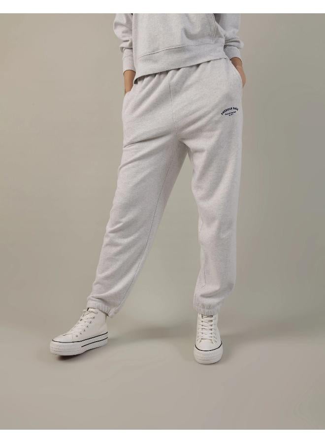 American Eagle AE Graphic Baggy Jogger - Image 1