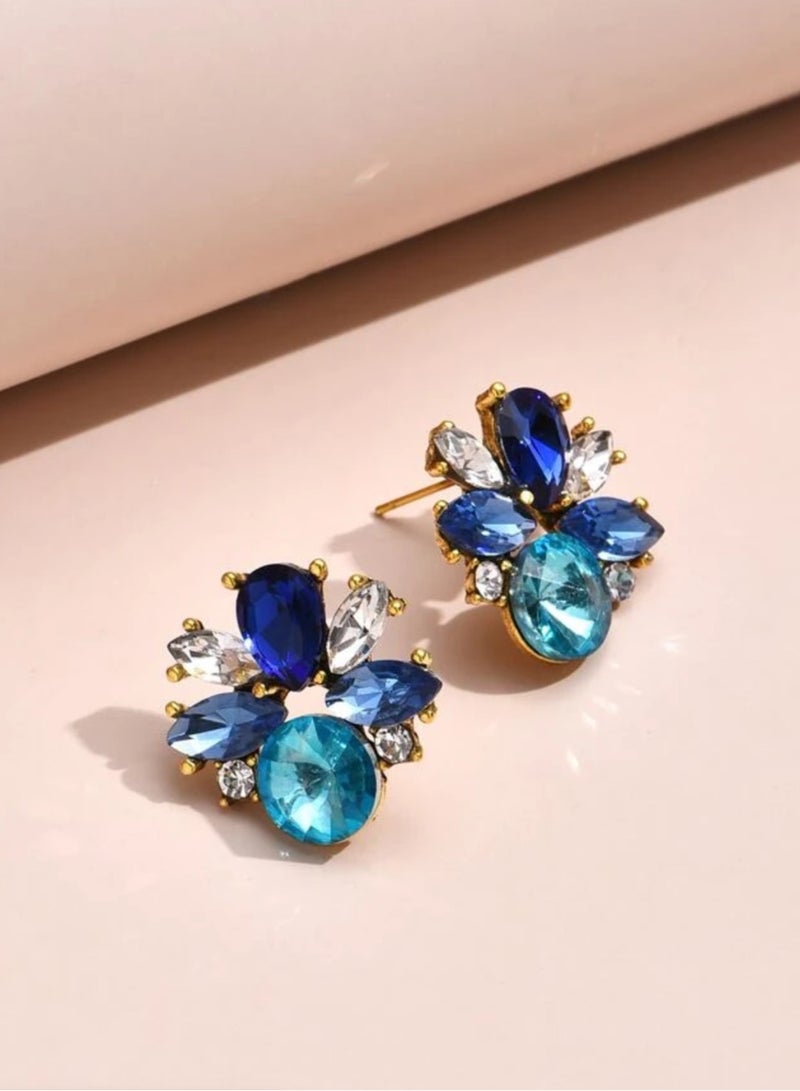 إيكوال حلق اذن نسائي بتصميم أنيق وعصري مرصع بالزركون عالي الجودة - Image 1