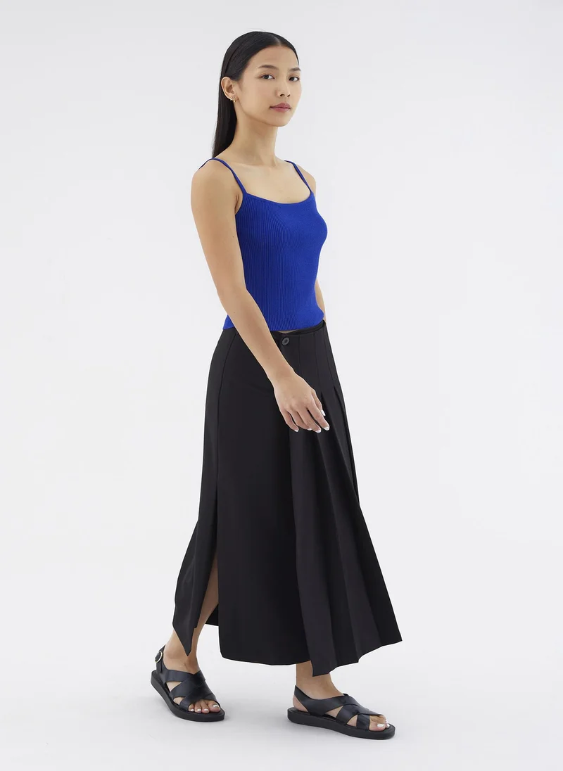 The Editor's Market Marloe Rib Crop Top