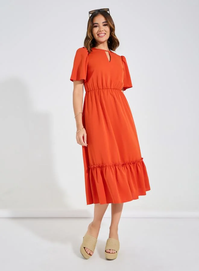 تايك تو Solid Keyhole Neck Puff Sleeves Midi Dress by Styli