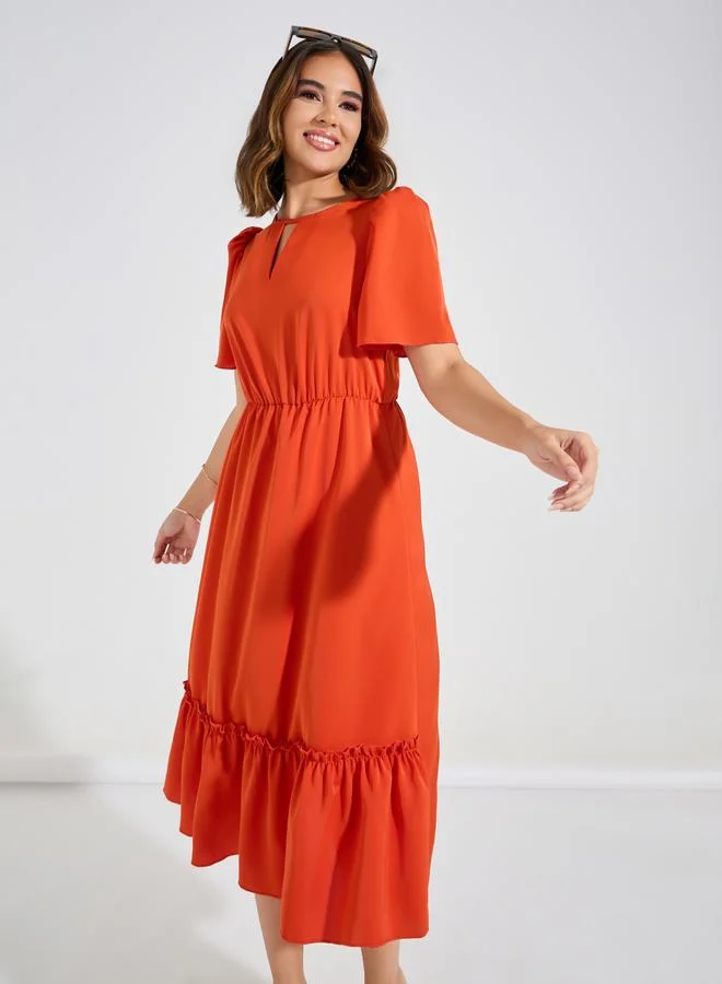 تايك تو Solid Keyhole Neck Puff Sleeves Midi Dress by Styli