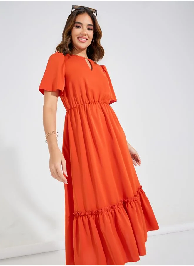 لوكس ويف Solid Keyhole Neck Puff Sleeves Midi Dress by Styli