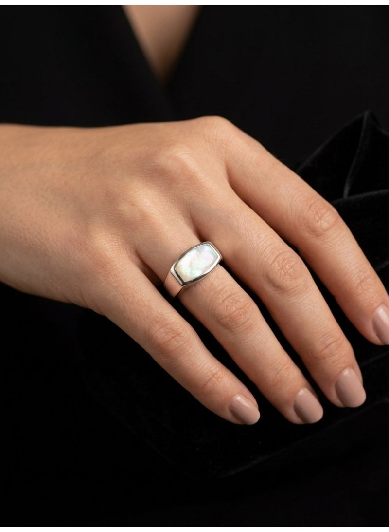 Kanira Premium 925 Sterling Silver Jewelllery Geometric Inlay Pearl Ring | Premium Band for Women | KANIRA | Size 7 - Image 1
