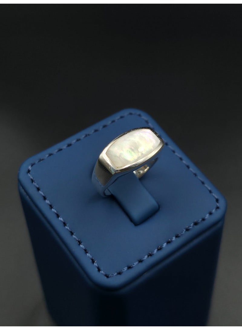 Kanira Premium 925 Sterling Silver Jewelllery Geometric Inlay Pearl Ring | Premium Band for Women | KANIRA | Size 7 - Image 3