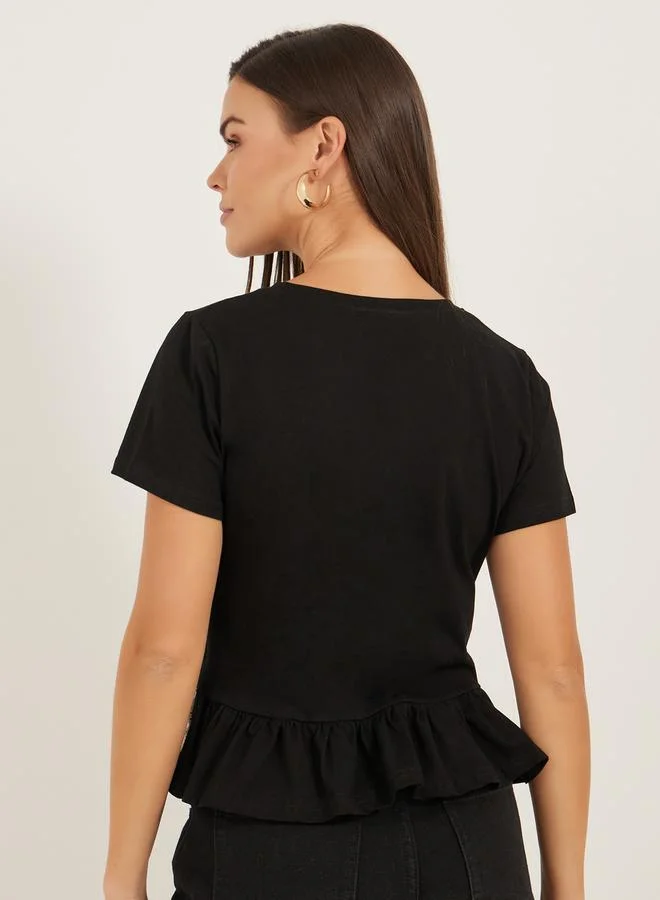 Styli Regular Fit Ruffled Hem Lace Detail T-Shirt with Bow Detail