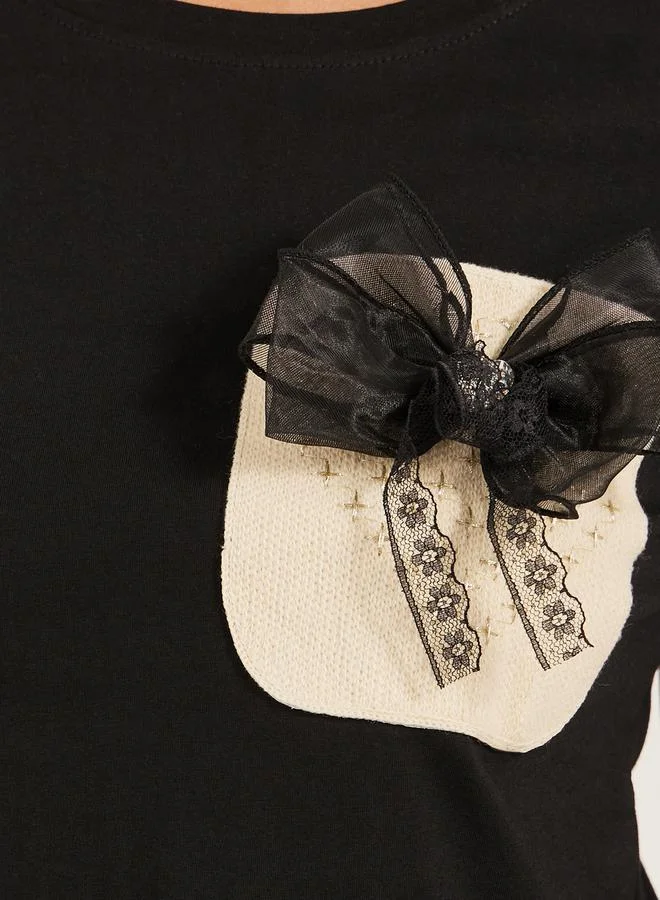 Styli Regular Fit Ruffled Hem Lace Detail T-Shirt with Bow Detail