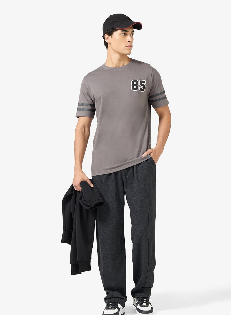 سفنتي فايف بيسيكس بنطلون رياضي بقصة مريحة وكسرات - Image 2