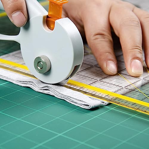 Ecraft Self Healing Sewing Mat - 9" x 12" Double Sided 5-Ply Cutting Mat for Craft, Sewing, Fabric,Quilting,Scrapbooking Project - Rotary Board Mats in Green/Black - Image 4