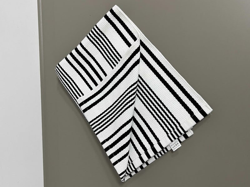 BUAGETUP Black and White Layered Doormat,27.5x43.3inch Striped Outdoor Rug Hand Woven Cotton Indoor Outdoor Rug for Porch Layered - Image 5
