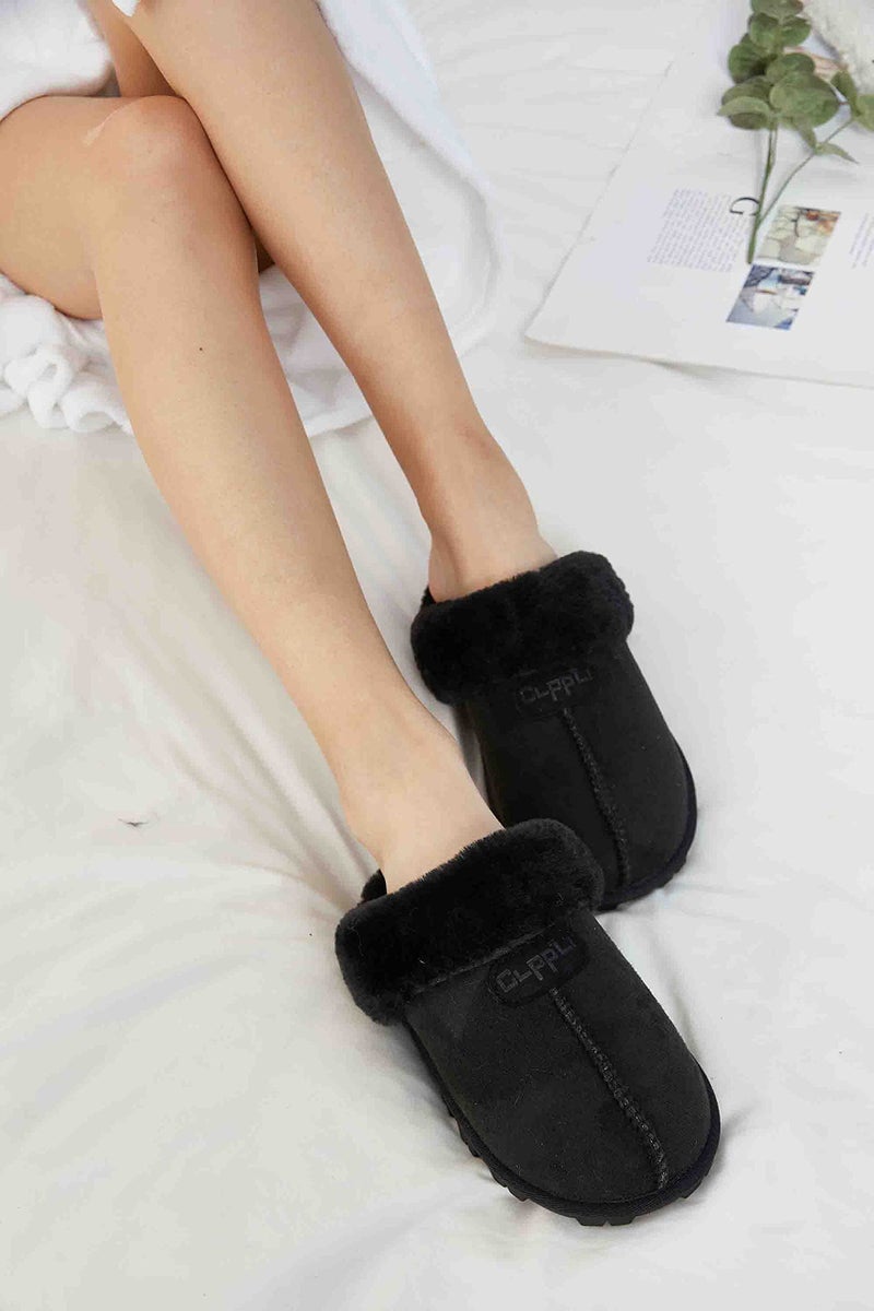 CLPP'LI Womens Slip on Faux Fur Warm Winter Mules Fluffy Suede Comfy Slippers-Black-9 - Image 5