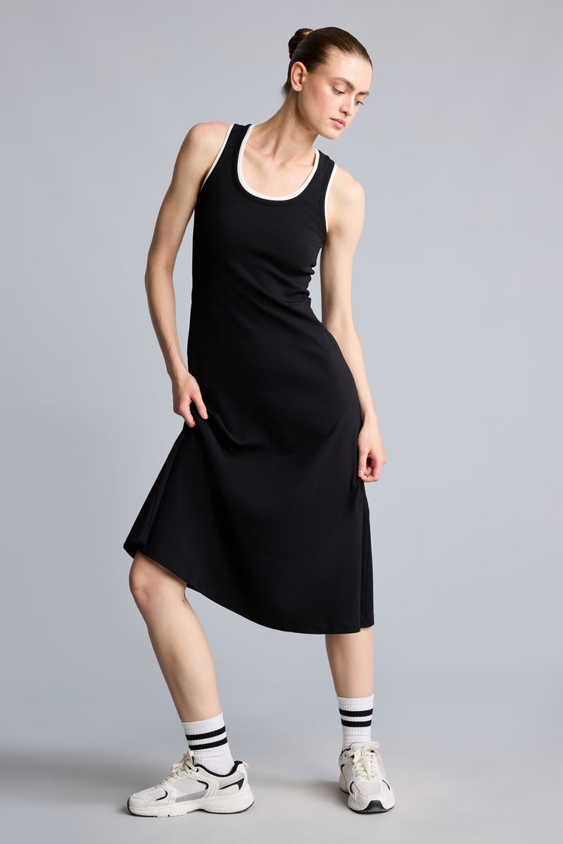 DeFacto Black Woman Standard Fit Dress Casual - Image 1
