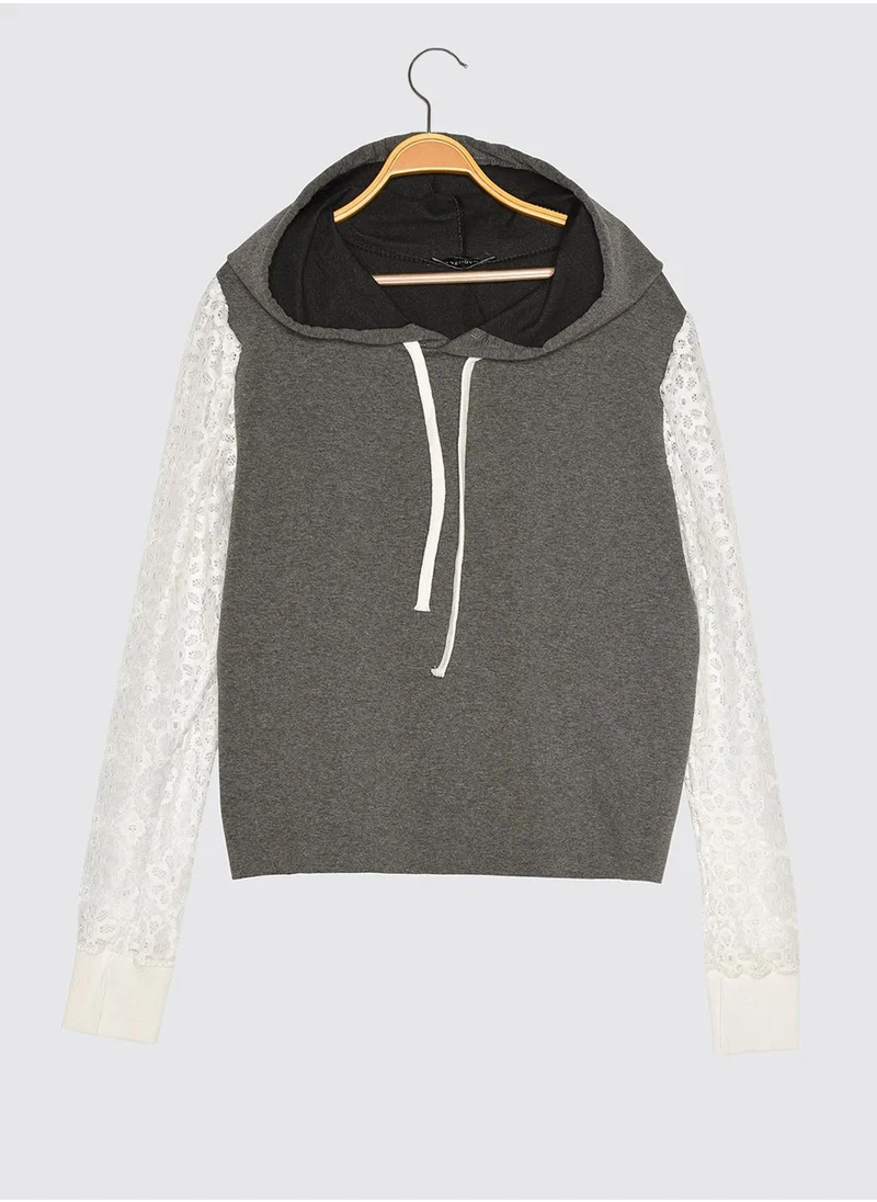 trendyol Mesh Detail Knitted Hoodie