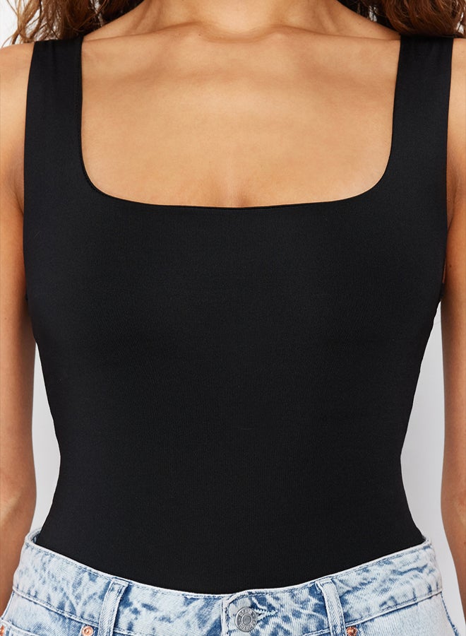 trendyol Black Fitted/Sticky Back Detailed Square Neck Snaps Elastic Knitted Bodysuit - Image 4