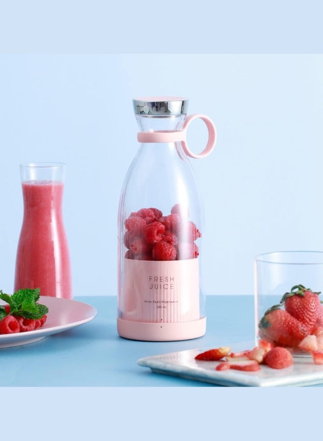 Start your day fresh with the portable Mini Juicer – easy to use, quick to blend, and packs 420ml of pure fruit energy wherever you go.  - Image 5