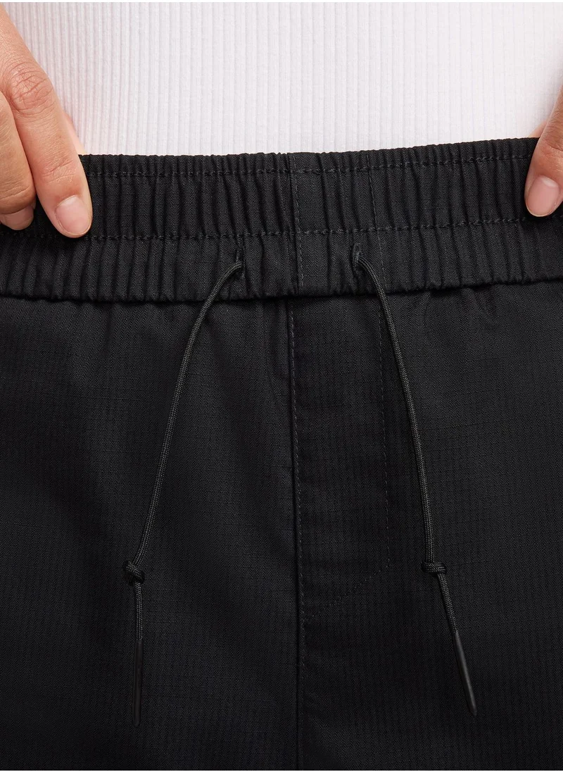 Nike Nsw Essential Woven Midrise Cargo Pants