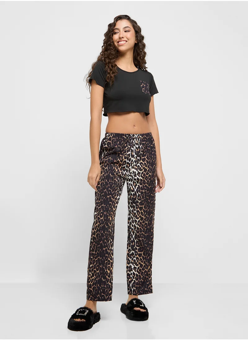 Ginger Leopard Print T-Shirt & Pyjama Set