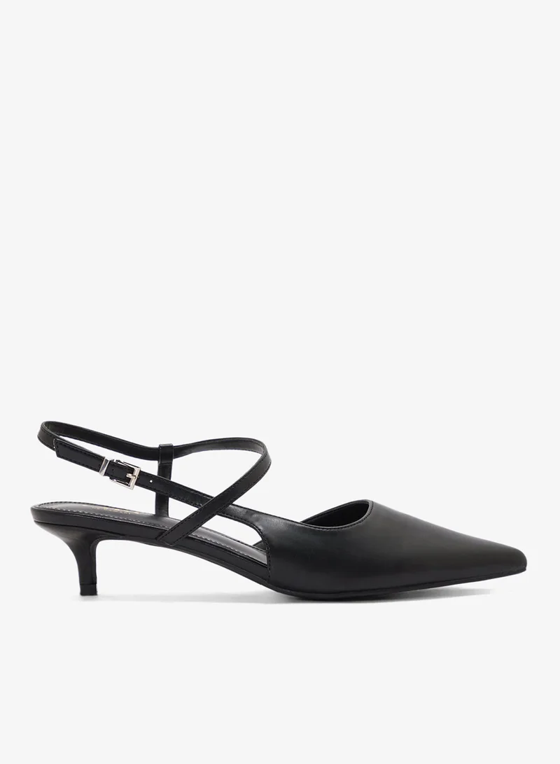 ايلا حذاء بكعب منخفض مدبب بحزام