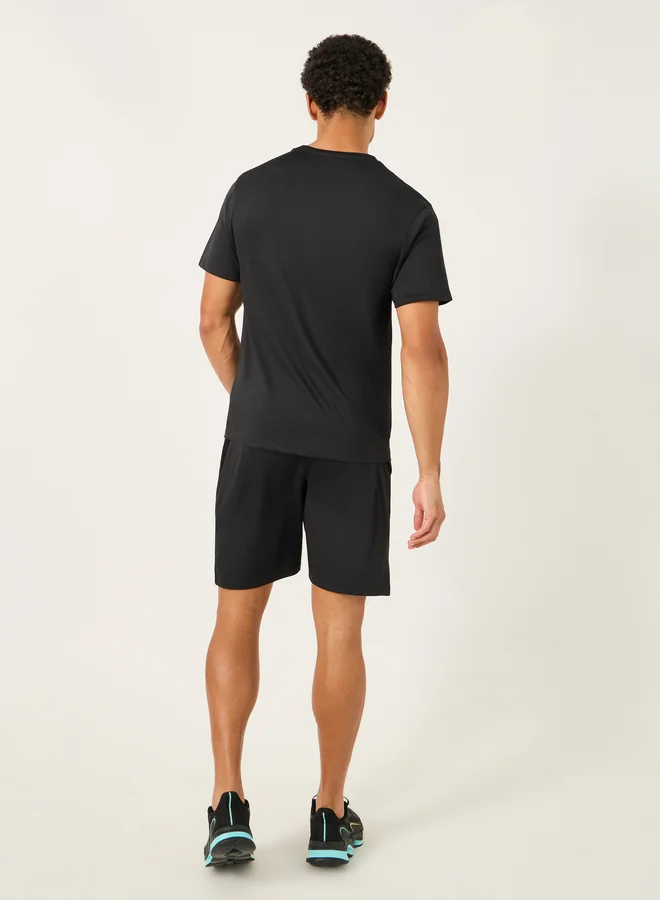 Styli Styli Printed Regular Fit Training T-Shirt and Shorts Set
