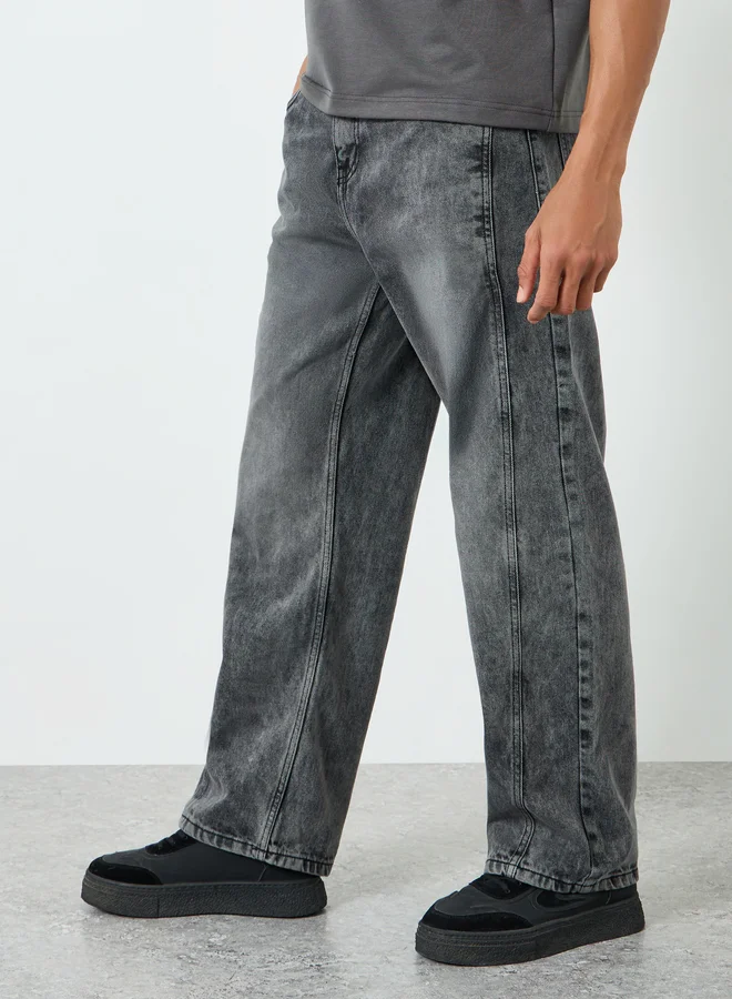 Styli Men Oversized Washed Panelled Jeans
