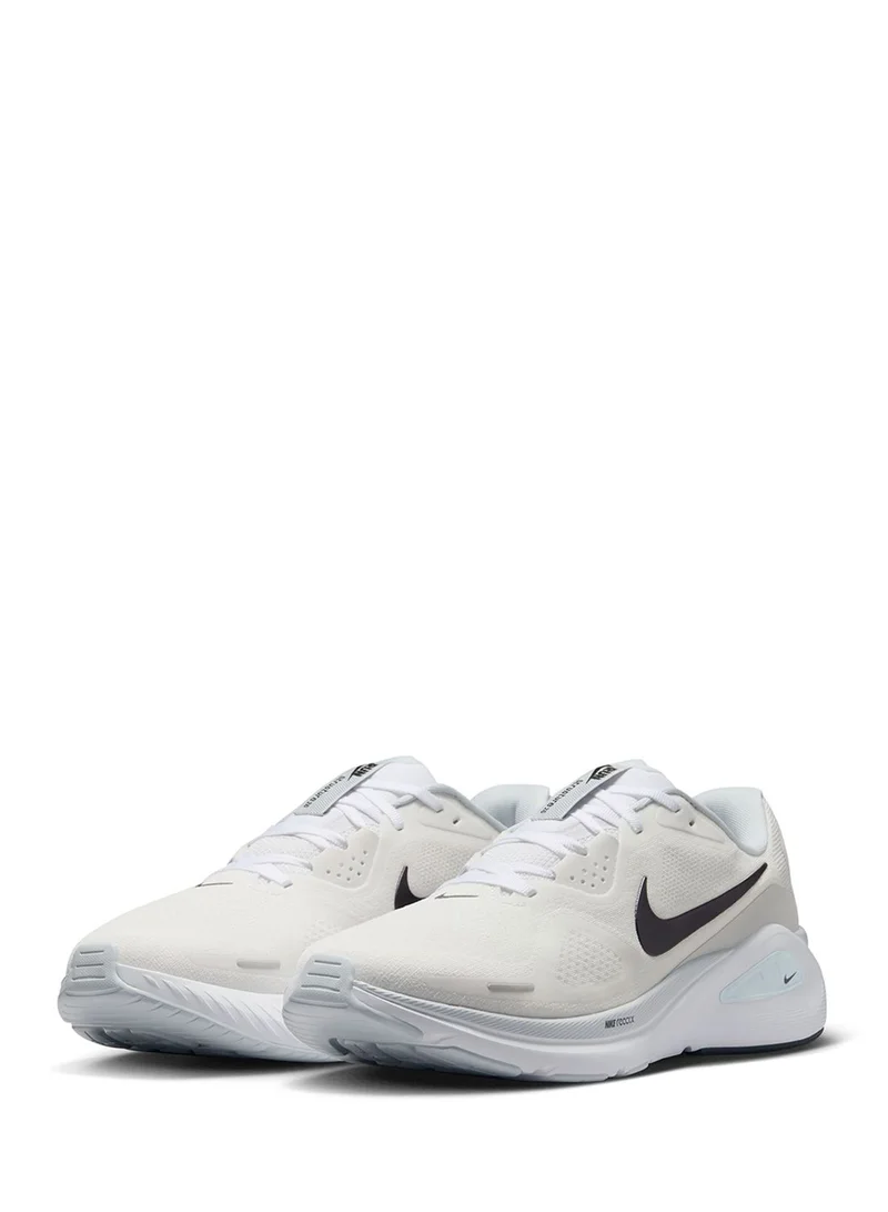 Nike Structure 26