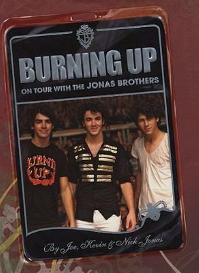 (C) Burning Up: On Tour with the Jonas Brothers 
