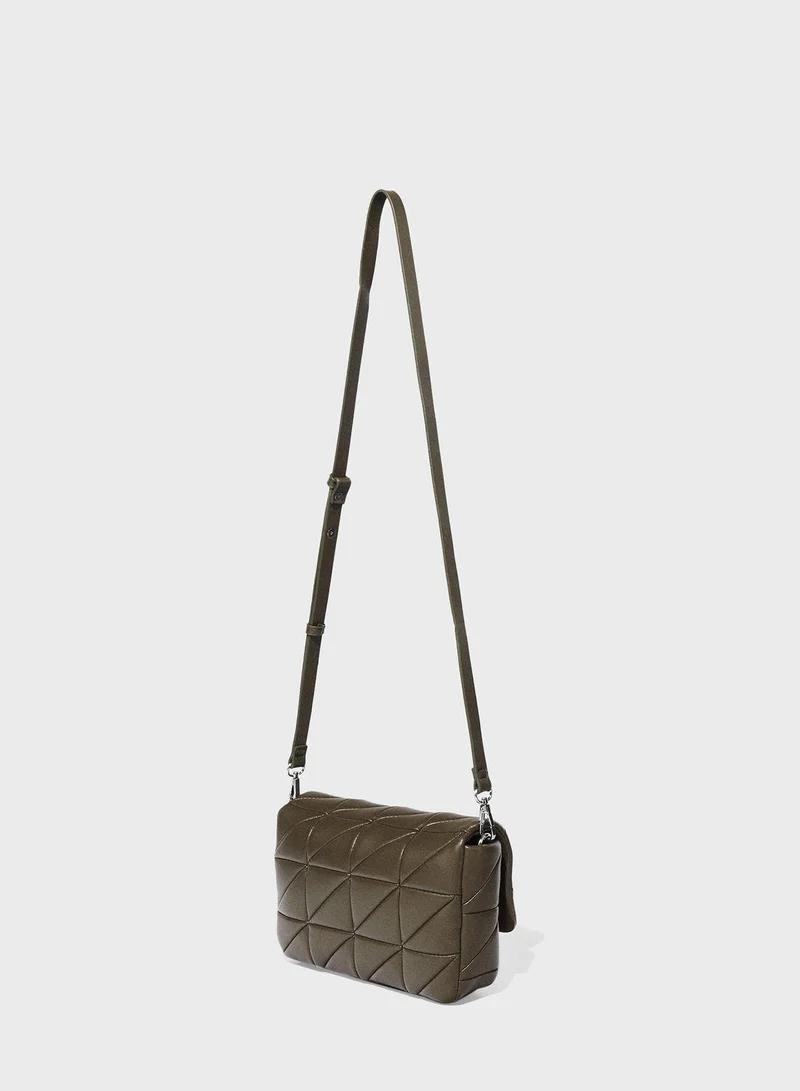 بارفوا Quilted Flap Over Crossbody