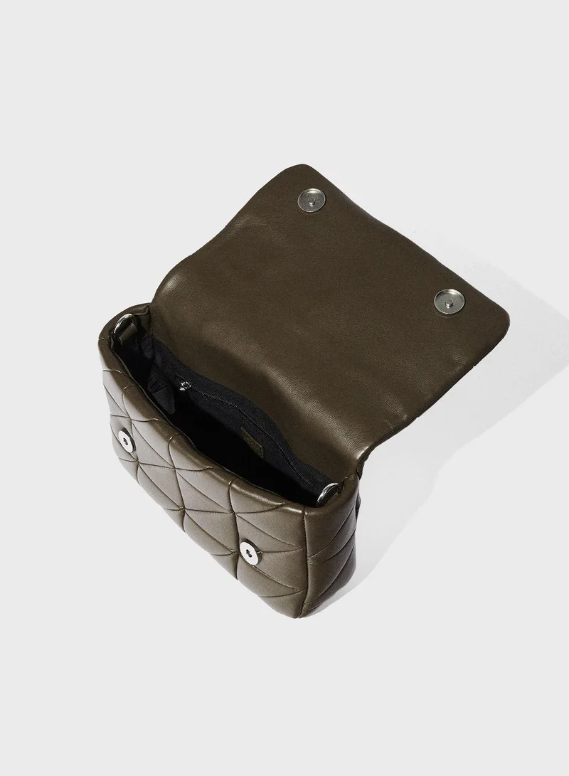 بارفوا Quilted Flap Over Crossbody