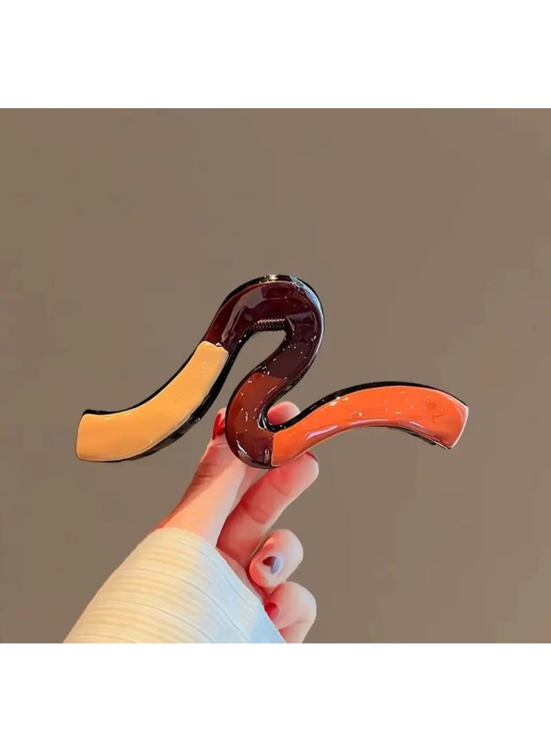 BOLREUS Elegant Acrylic Hair Claw for Women, Large Oblong Shape, Cute Wavy Design, Shark Clip for Thick Hair, Hair Claw with Secure Hold, Perfect for Hair Accessories - Image 2