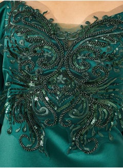 Styli Embellished Cold Shoulder Cape Sleeve A-Line Maxi Dress  - Image 4