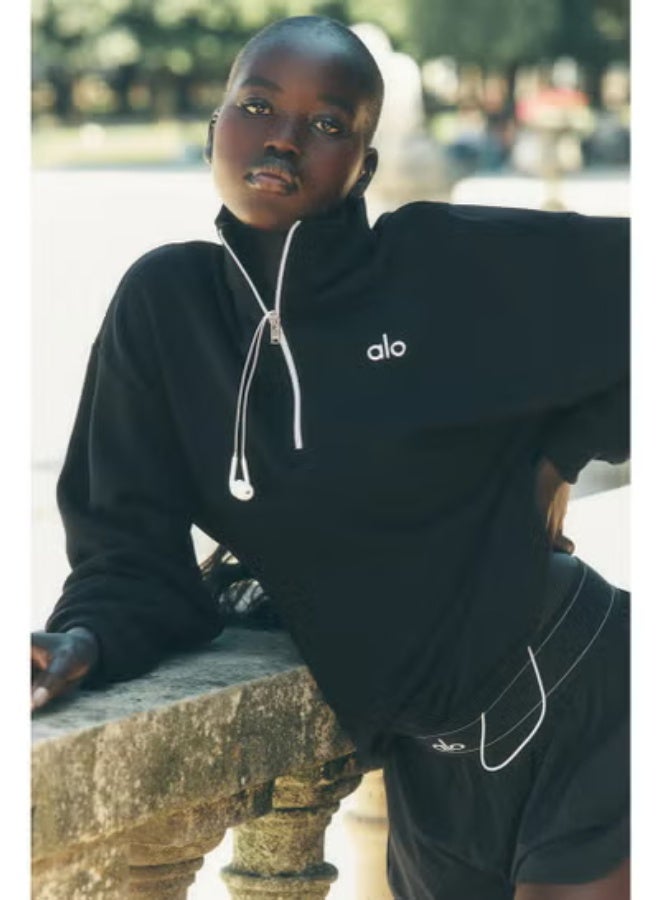 alo Accolade 1/4 Zip Sweatshirt - Image 4