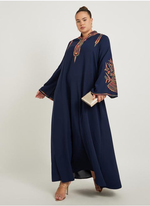 Styli Plus Size Embroidered Stand Collar A-Line Jalabiya