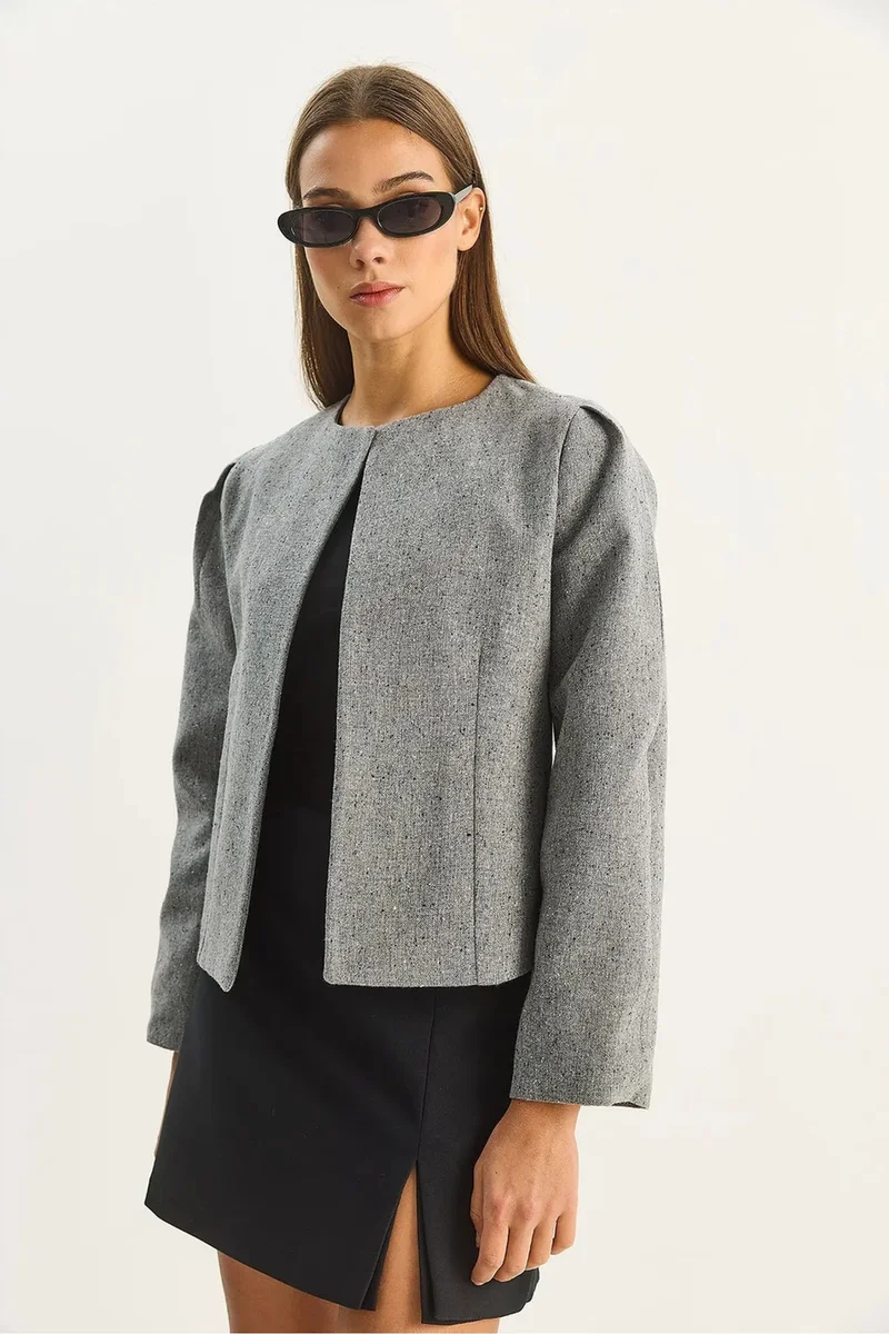 بيانكو لوتشي LUCCI Textured Open Collar Lined Jacket