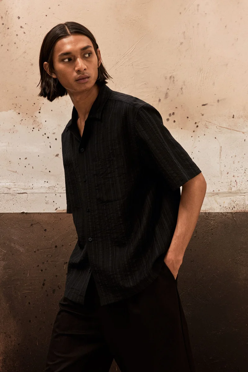 H&M  Regular Fit Textured resort shirt for Men | Best Price UAE