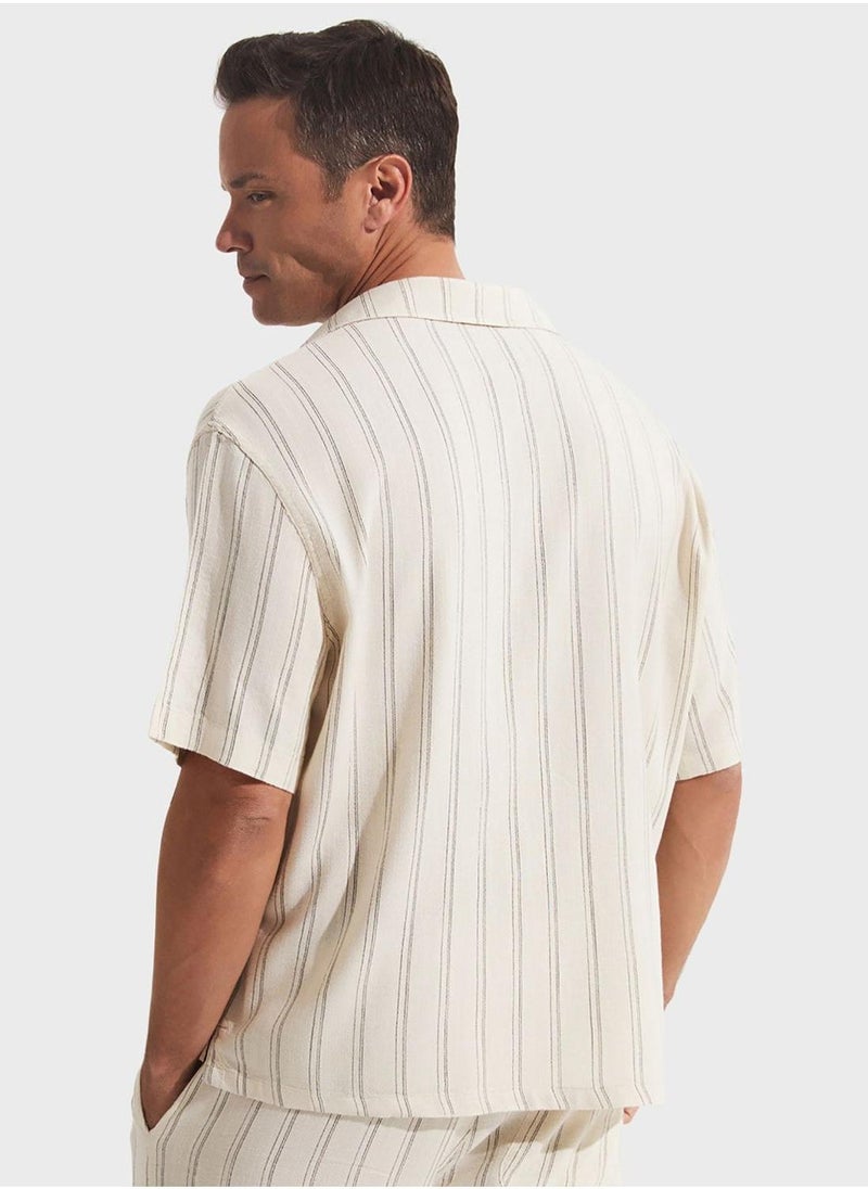 جون شورت مخطط برباط - Image 2