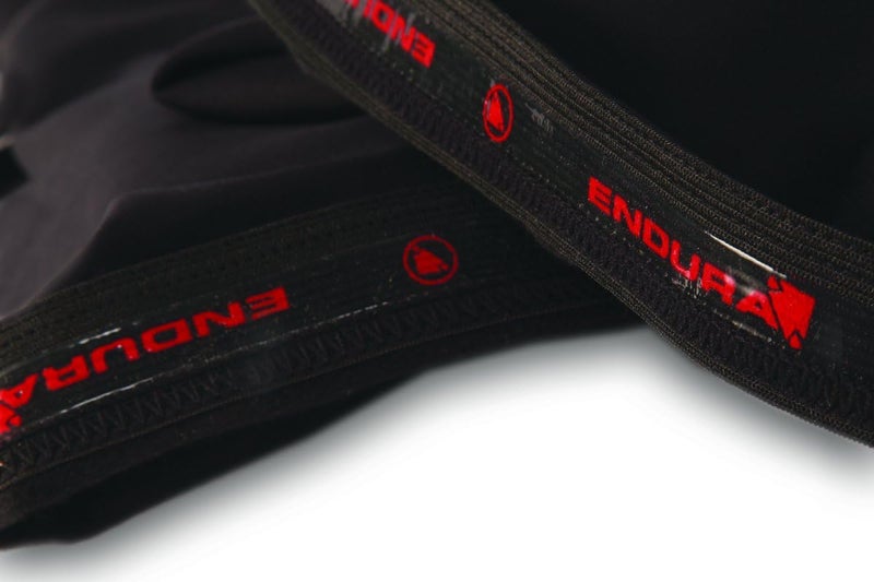 Endura Thermolite Cycling Kneewarmer, L/XL - Winter Leg Warmers - Image 3
