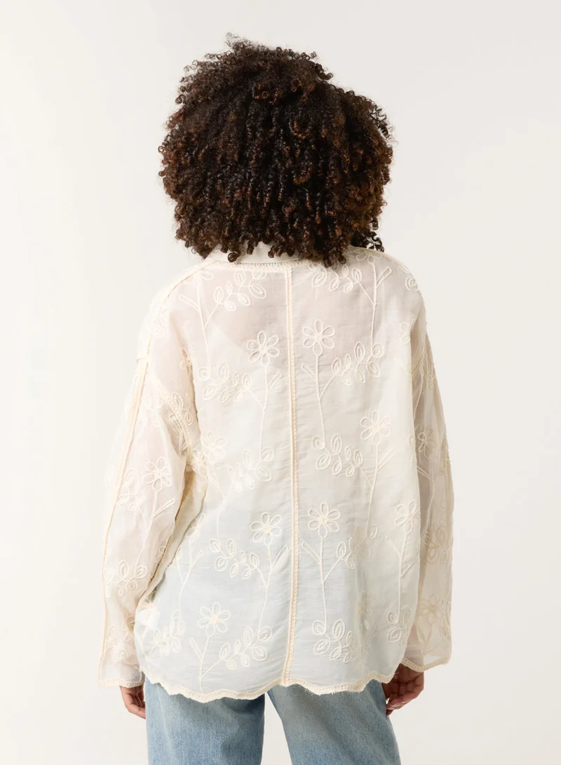 بلو فانيلا قميص بطبعة زهور