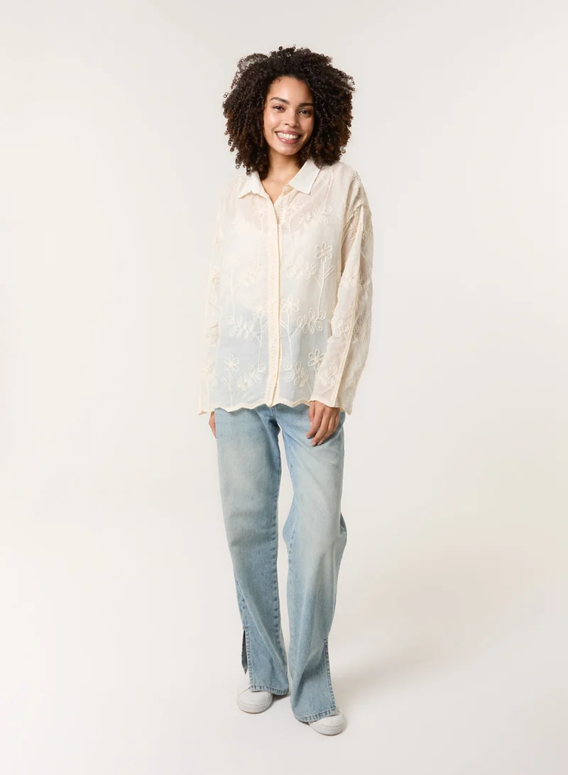 بلو فانيلا قميص بطبعة زهور