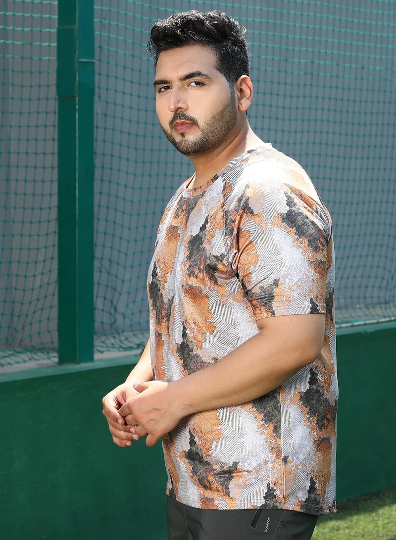 Instafab Plus  Men's Charcoal Black & Rust Orange Blur-Imprint Activewear T-Shirt for Men | Best Price UAE