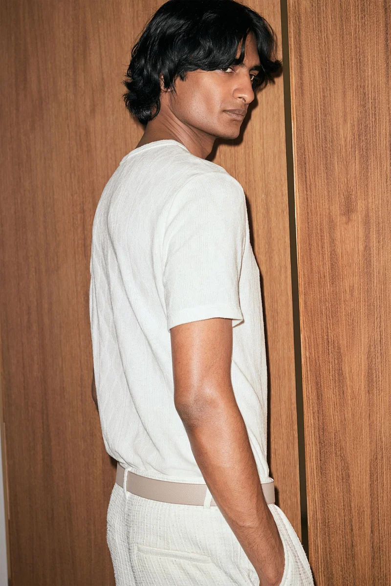 H&M Slim Fit Textured T-Shirt
