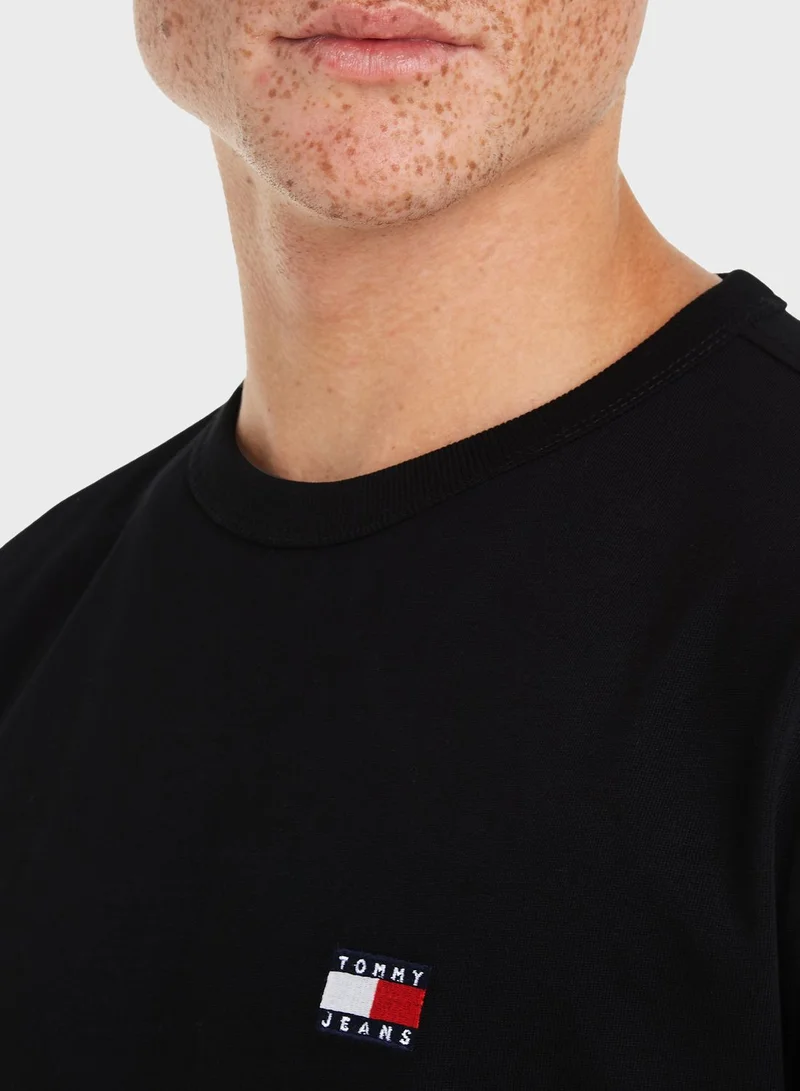 TOMMY JEANS Badge Crew Neck T-Shirt