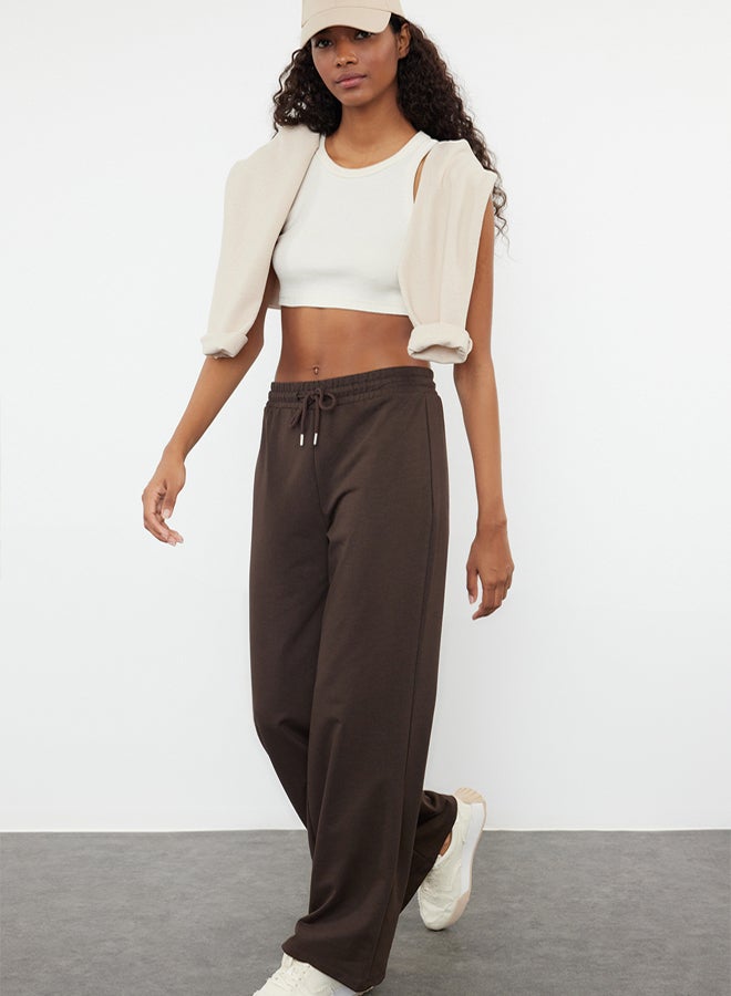 trendyol Bitter Brown Wide Leg Thin Knitted Sports Sweatpants TWOAW22EA0053 - Image 2
