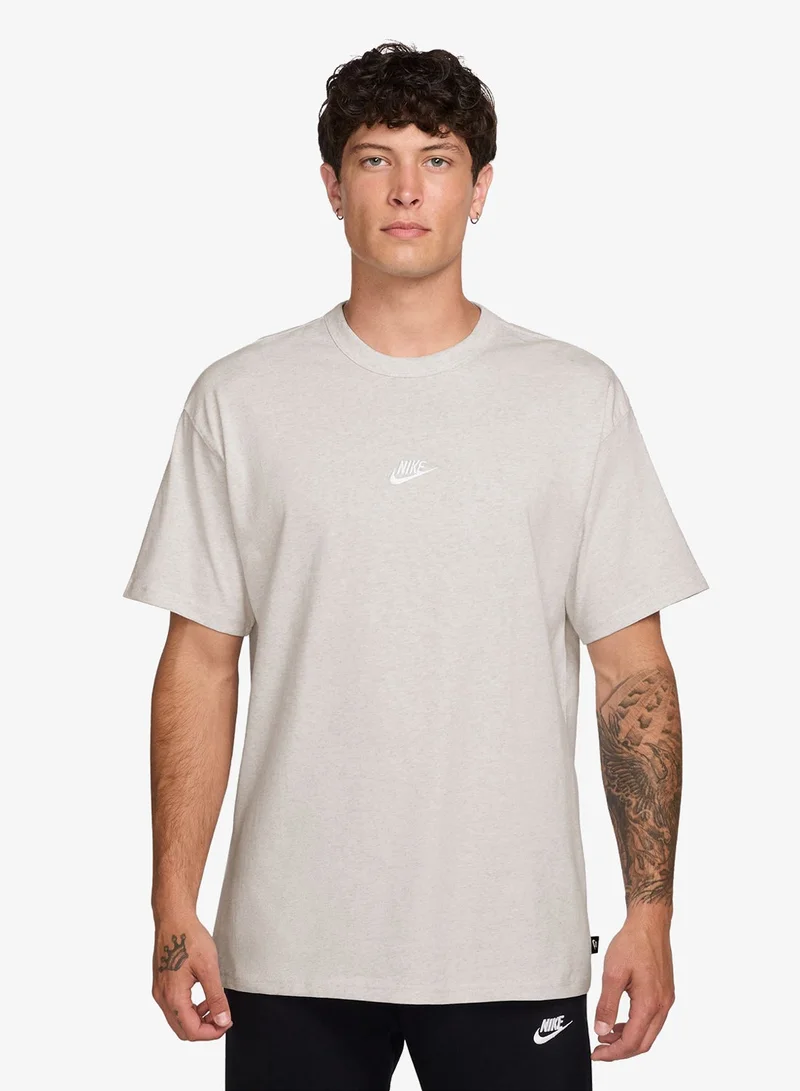 نايكي تيشيرت أساسي مستدام