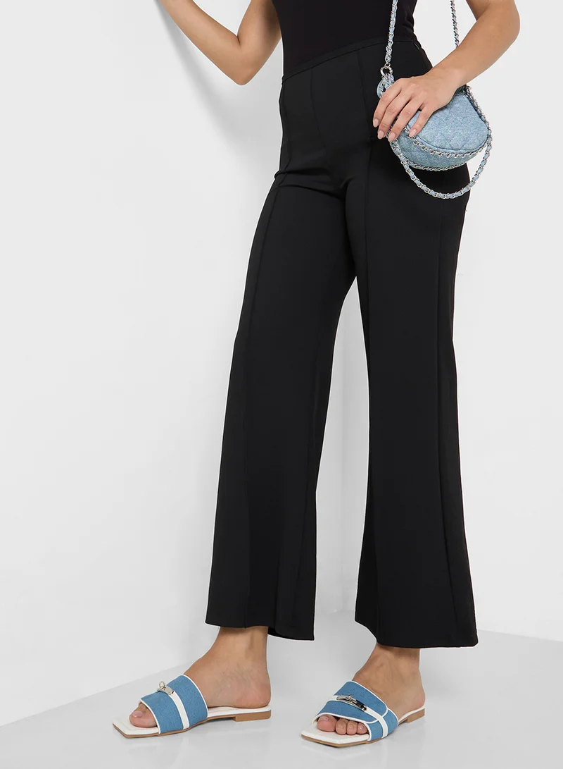 ايلا صندل مسطح بإبزيم