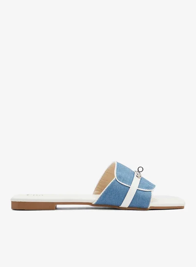 ELLA Flat Sandal With Buckle