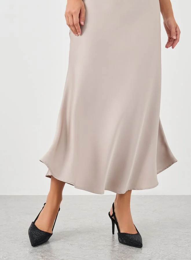 ستايلي حذاء بكعب ستيليتو مزين بحزام خلفي