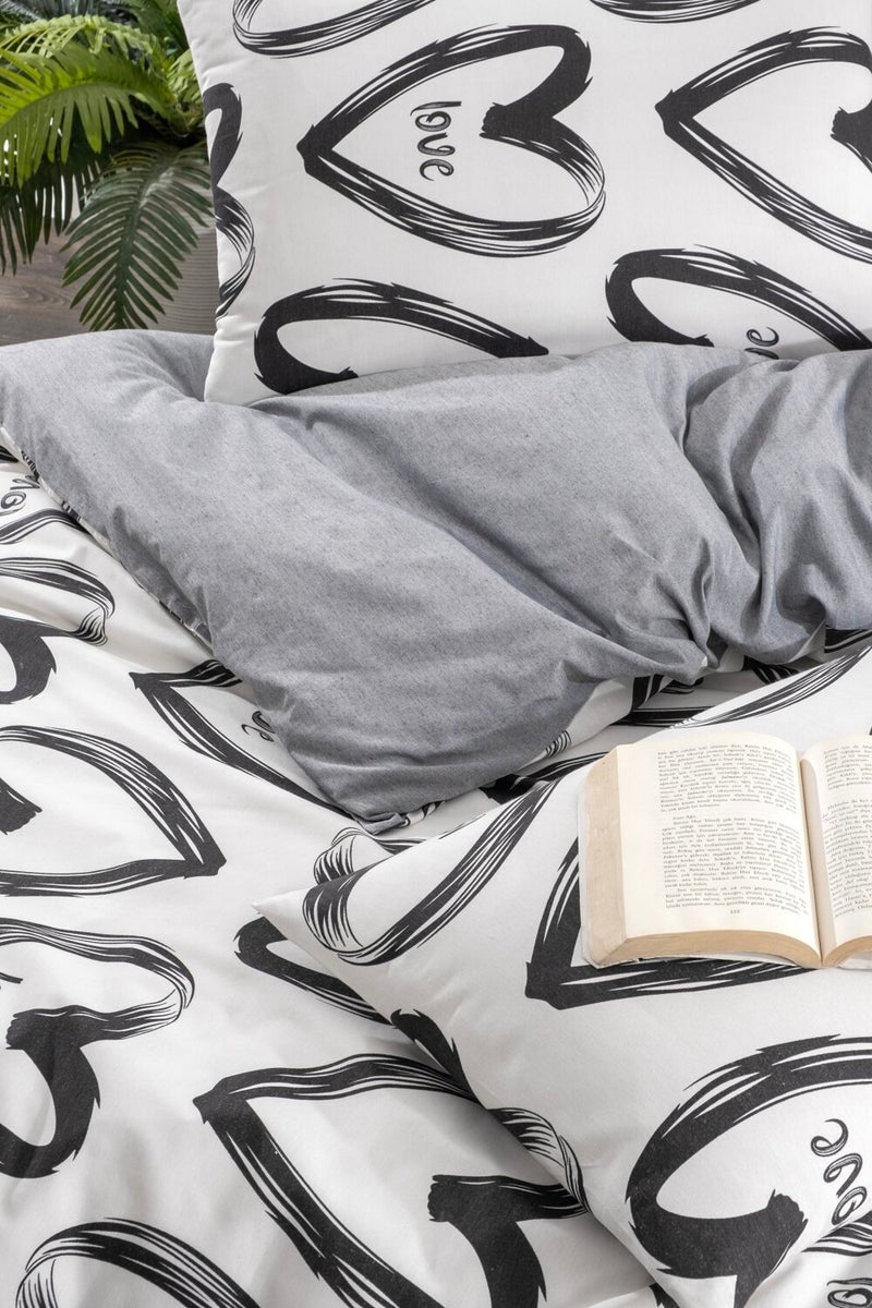 Valezium Black Love Single Patterned Duvet Cover Set with Elastic Sheets and 1 Pillowcase  - Image 2