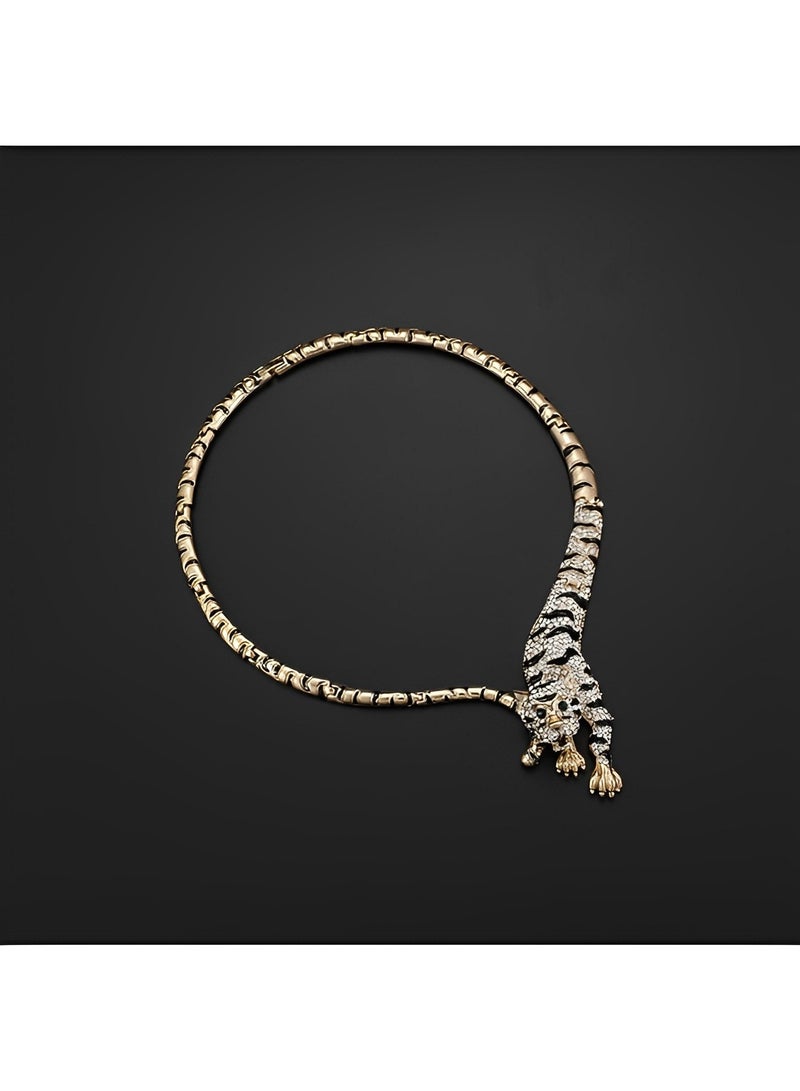 ريوكل طقم مجوهرات نسائي مكون من 4 قطع عقد وأقراط وسوار وخاتم من الكريستال الأنيق لحفلات الزفاف والزفاف، طقم مجوهرات تنكرية للسيدات لتتناسب مع الفستان - Image 5