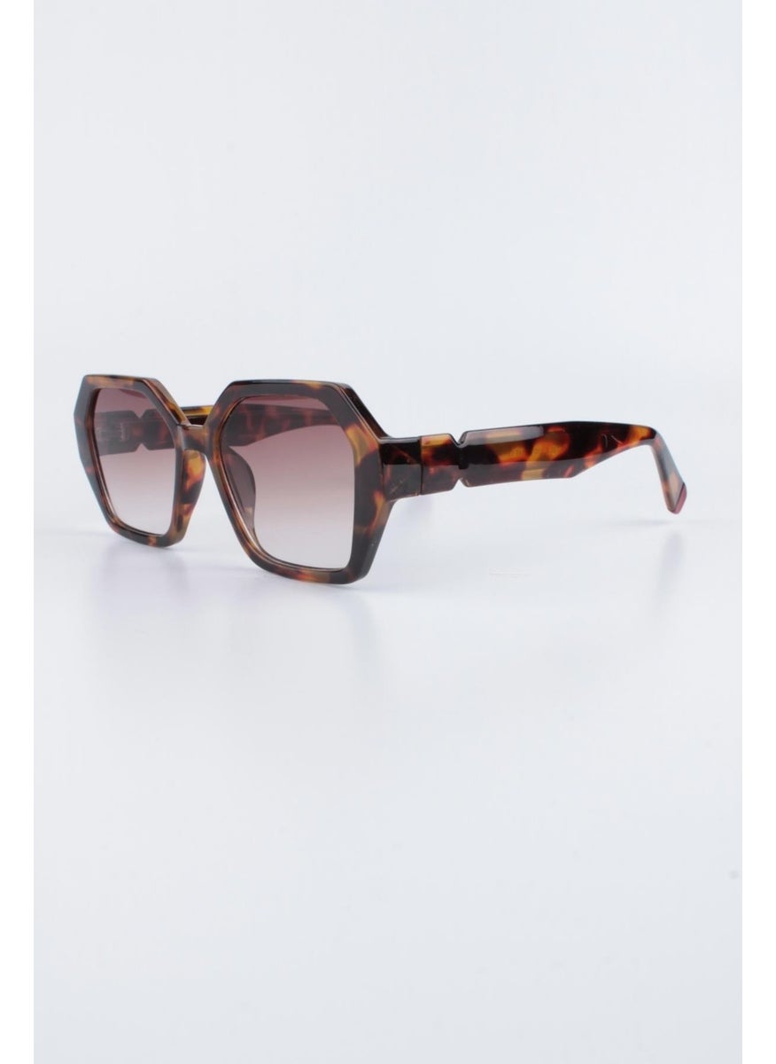 La Viva Women's Leopard UV 400 Protection Women's Sunglasses 23LV2179R02  - Image 2