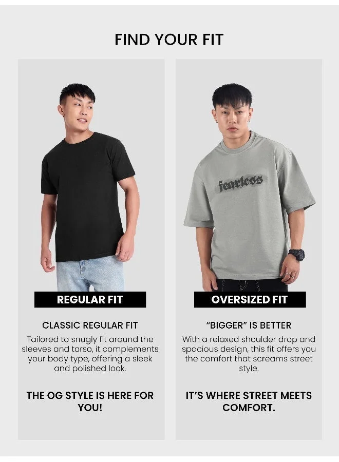 بيونغ تيشيرت فضفاض بطبعة قوطية باللون الرمادي الفاتح