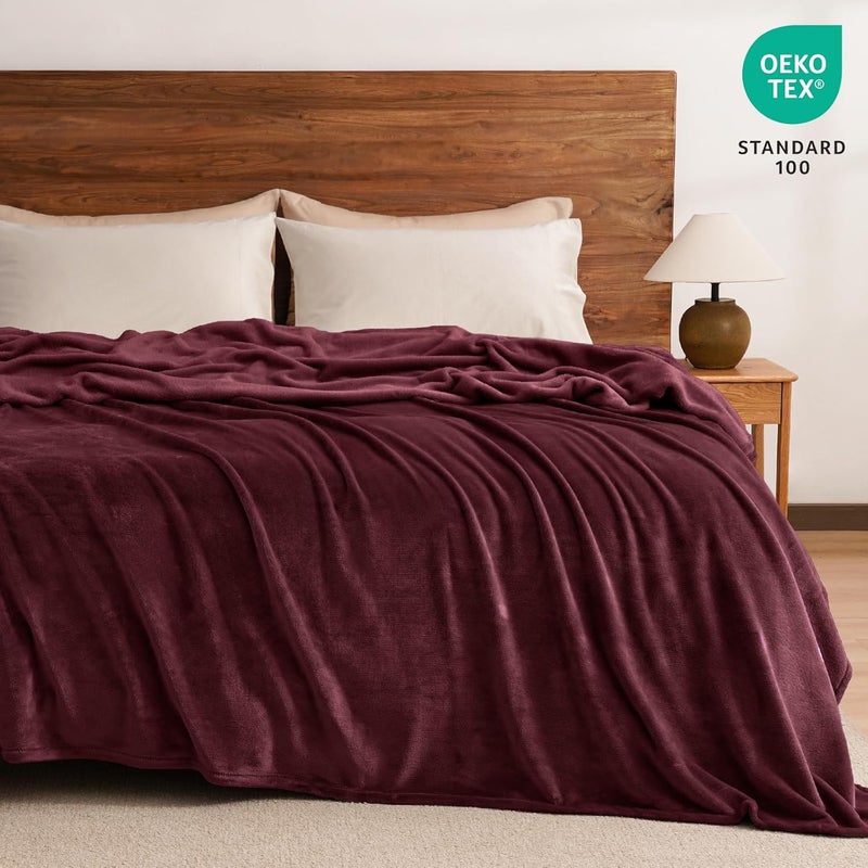 PHF Ultra Soft Fleece Blanket Double Size 150 x 200cm, No Shed No Pilling Luxury Plush Cozy Flannel 280GSM Lightweight Throw Blanket for Bed, Couch, Chair, Sofa Suitable for All Season, Wine Red - Image 3